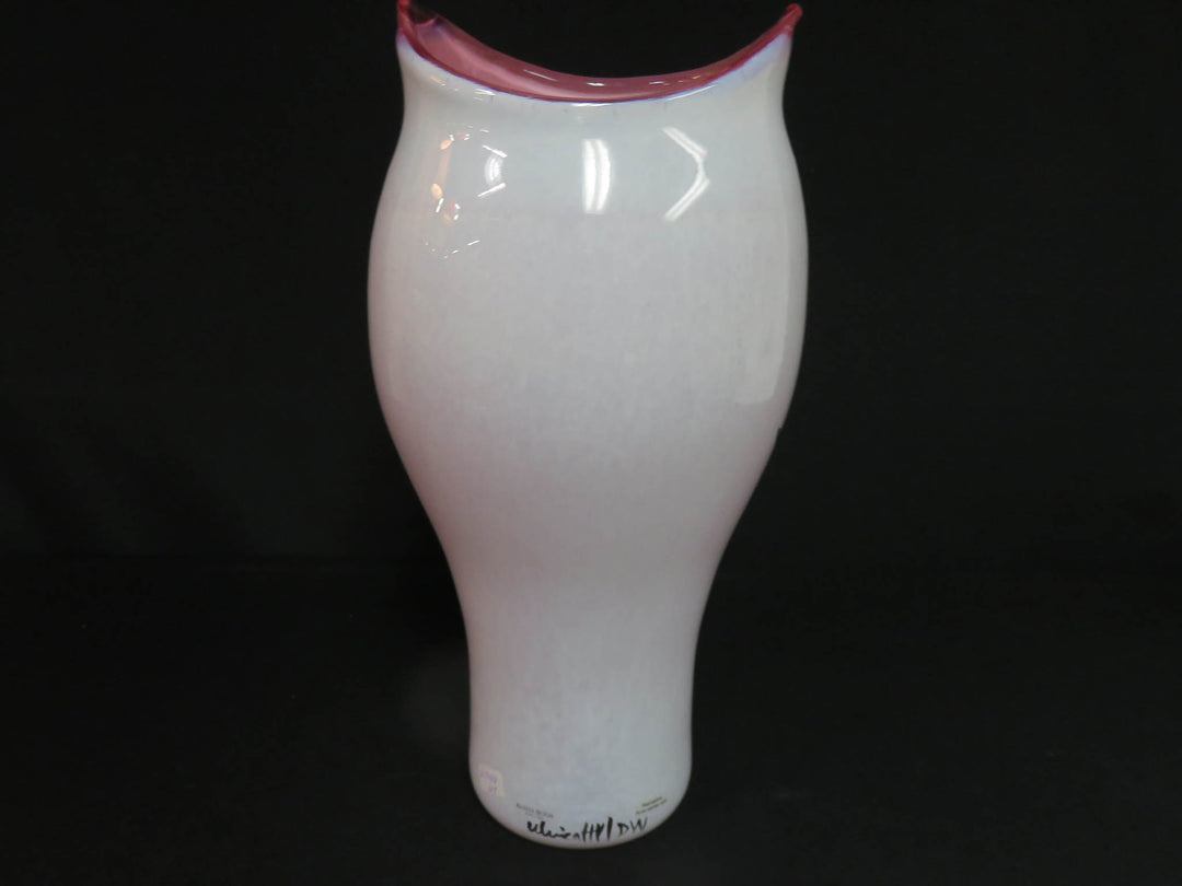 Kosta Boda "Open Mind" Vase