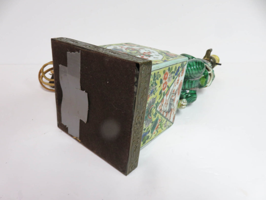 Verte Buddhist Lion Table Lamp