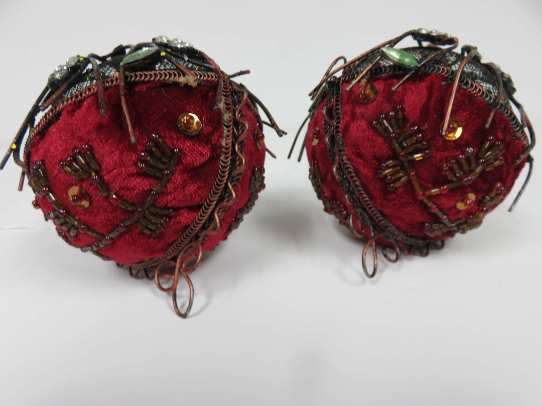 Wired Wrapped Ornaments