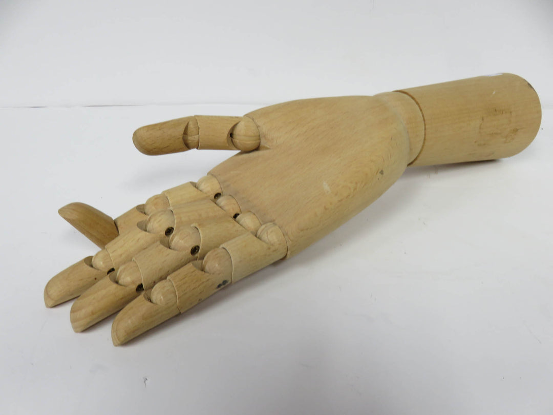 Articulated Wood Hand Model