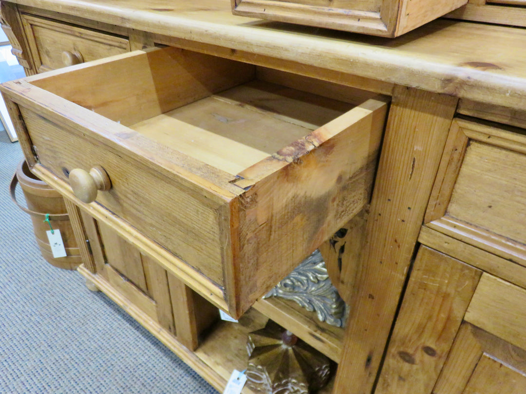 Large Pine Buffet and Hutch