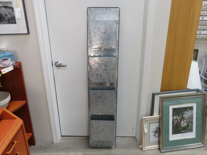 Hanging Wall Organizer