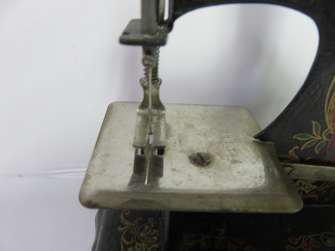 Chilren's Toy Sewing Machine