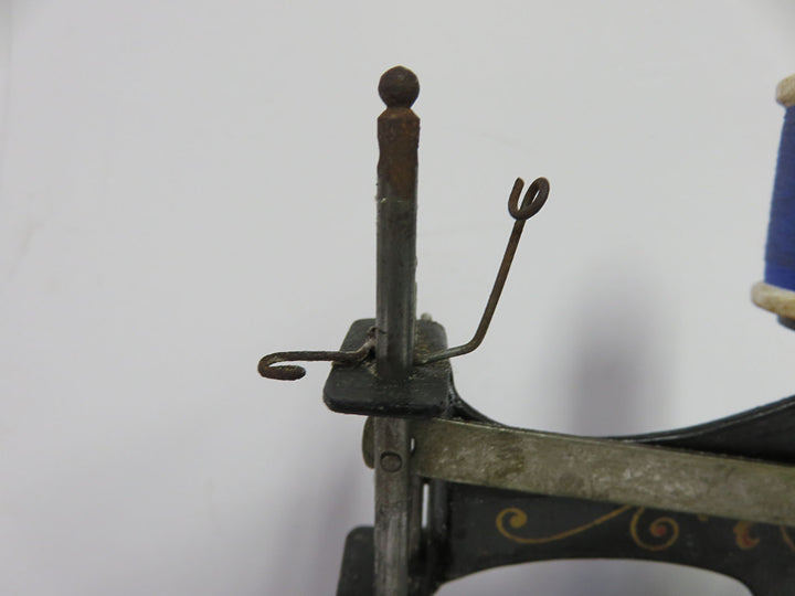 Chilren's Toy Sewing Machine