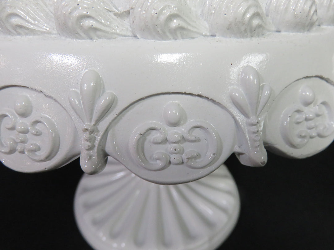 Decorative Pedestal Bundt Cake