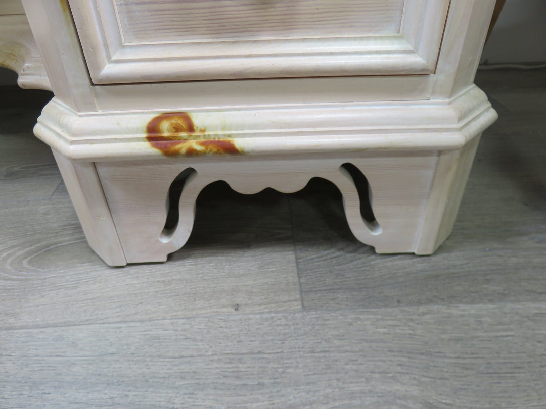 Whitewashed Pine Dressing Table