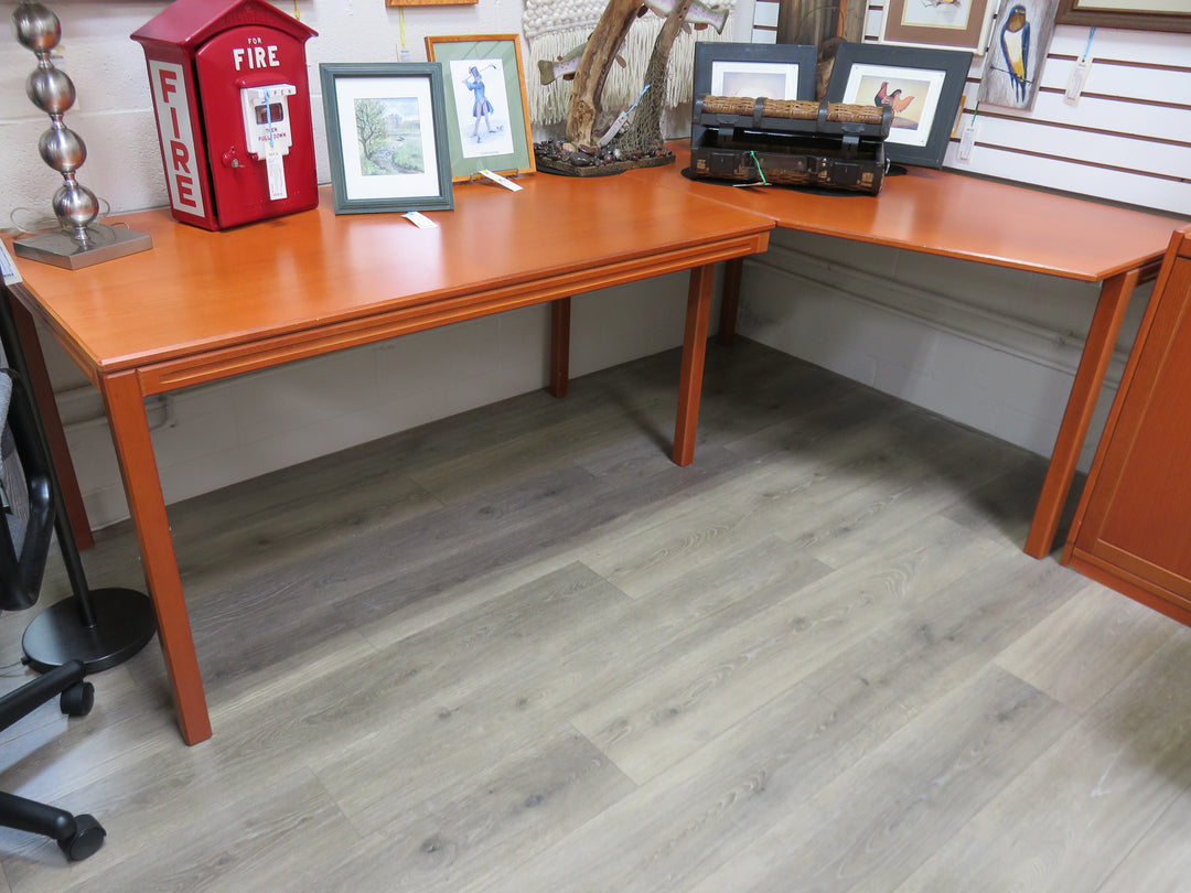 Wood-Look Laminate Desk/File Cabinet