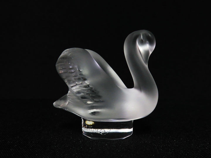Lalique Swan Figurine