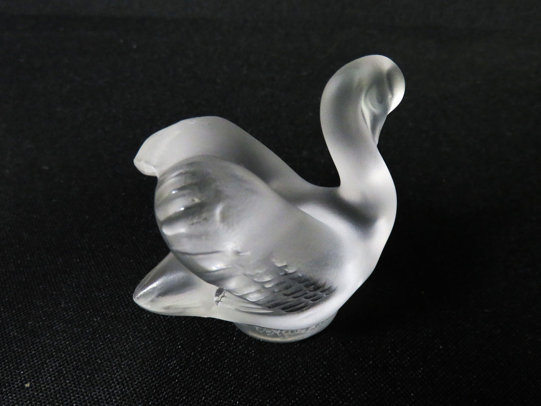 Lalique Swan Figurine