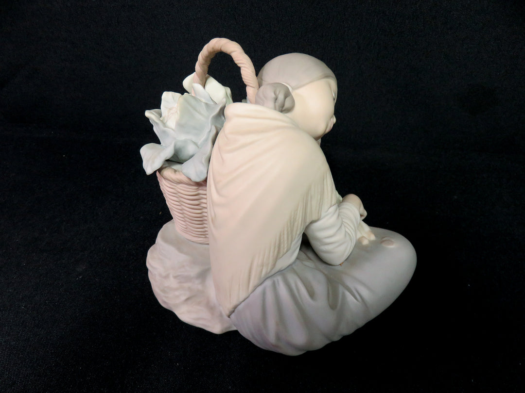 Lladró Matte Figurine