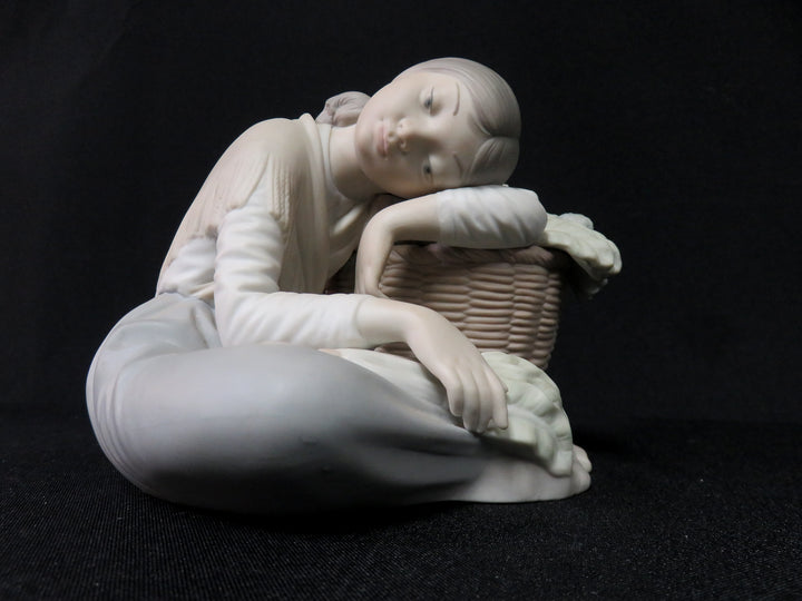 Lladró Matte Figurine