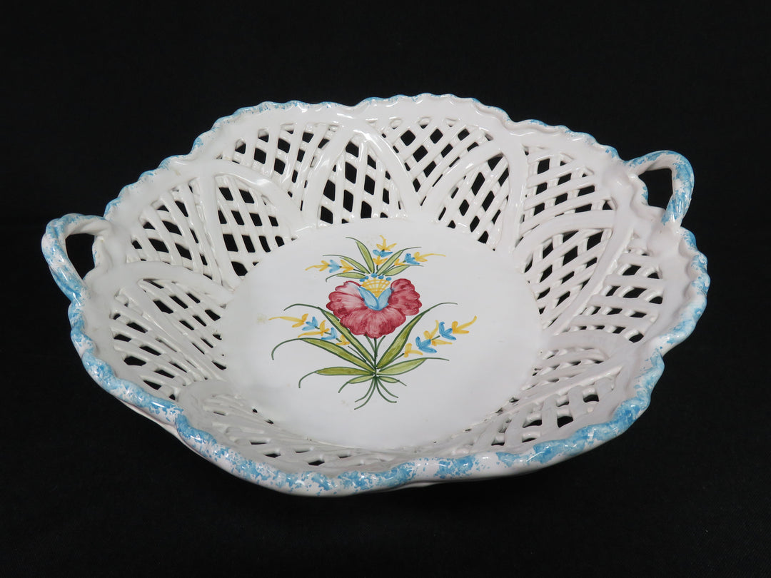 Marshall Fields Exclusive Bowl
