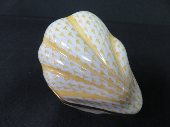 Herend Oyster Figurine