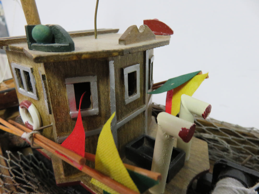 Celtic Mist Model Boat