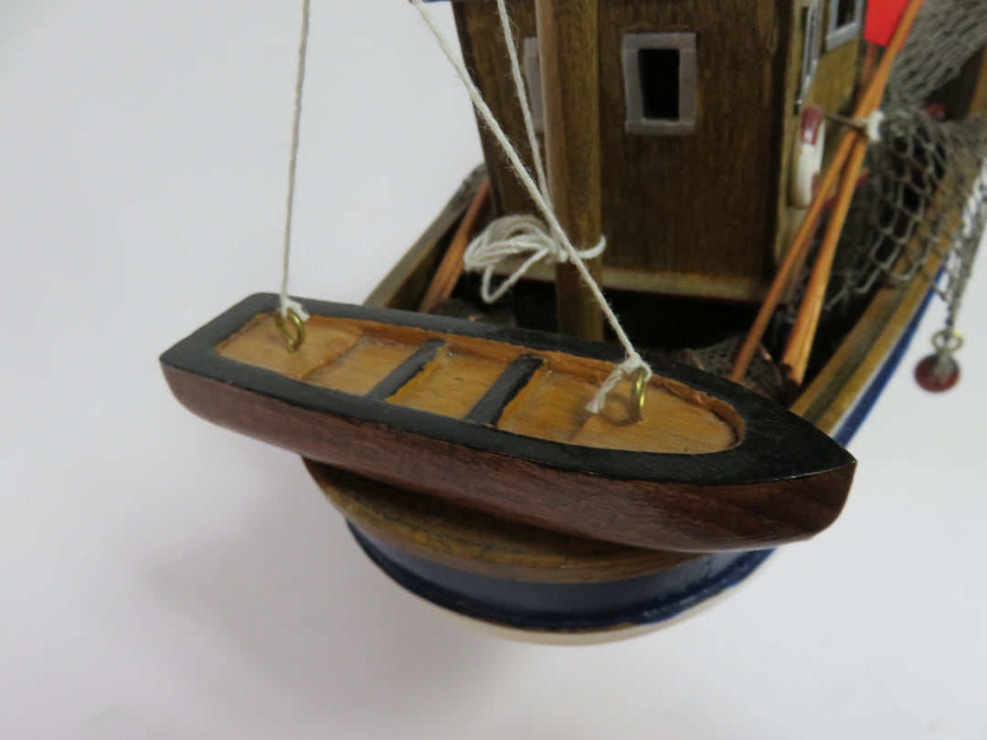 Celtic Mist Model Boat