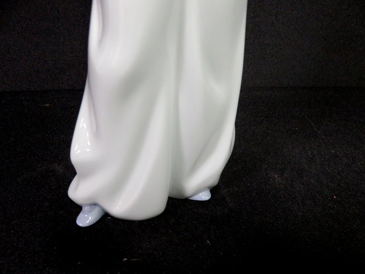 Lladró Figurine