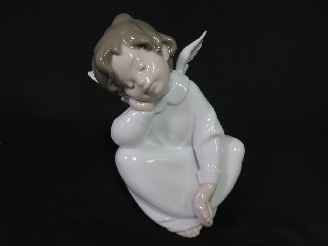 Lladró Angel Figurine