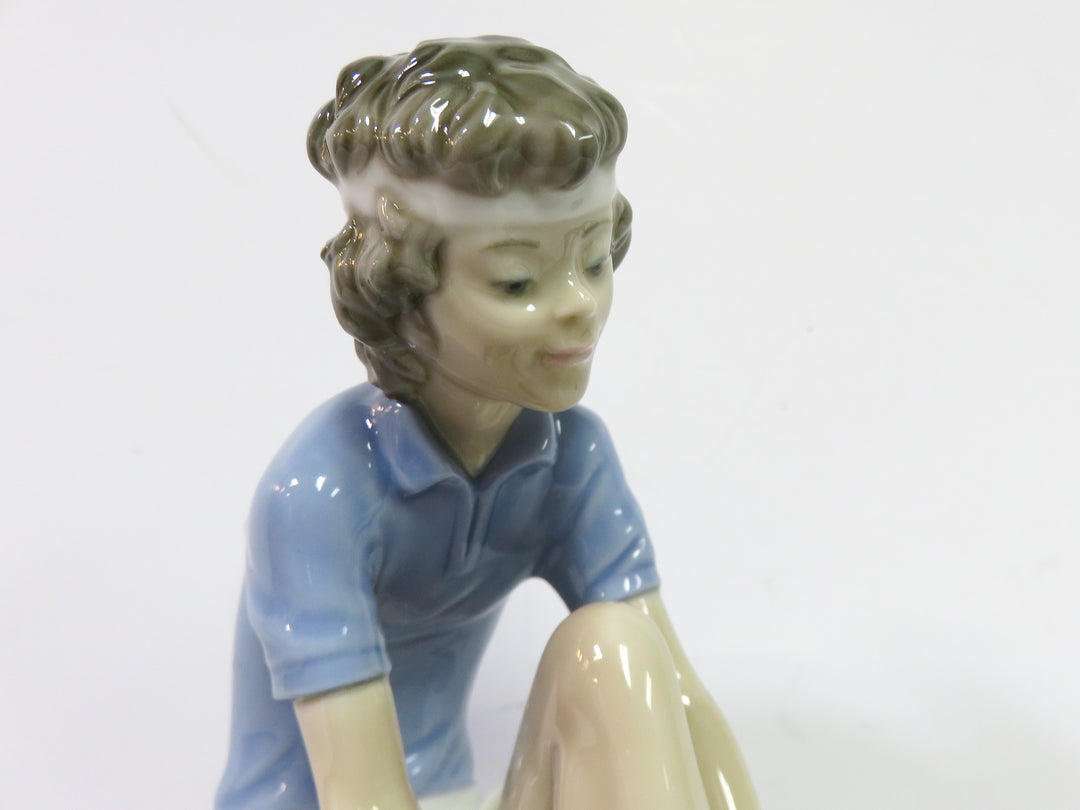 Nao Tennis Player Figurine