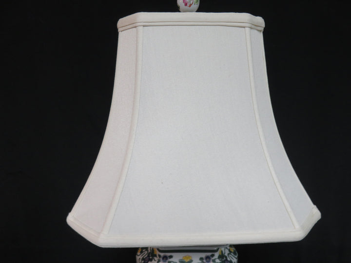 Famille Bird Table Lamp