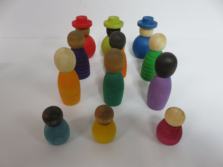 Grapat Together Wooden Figures