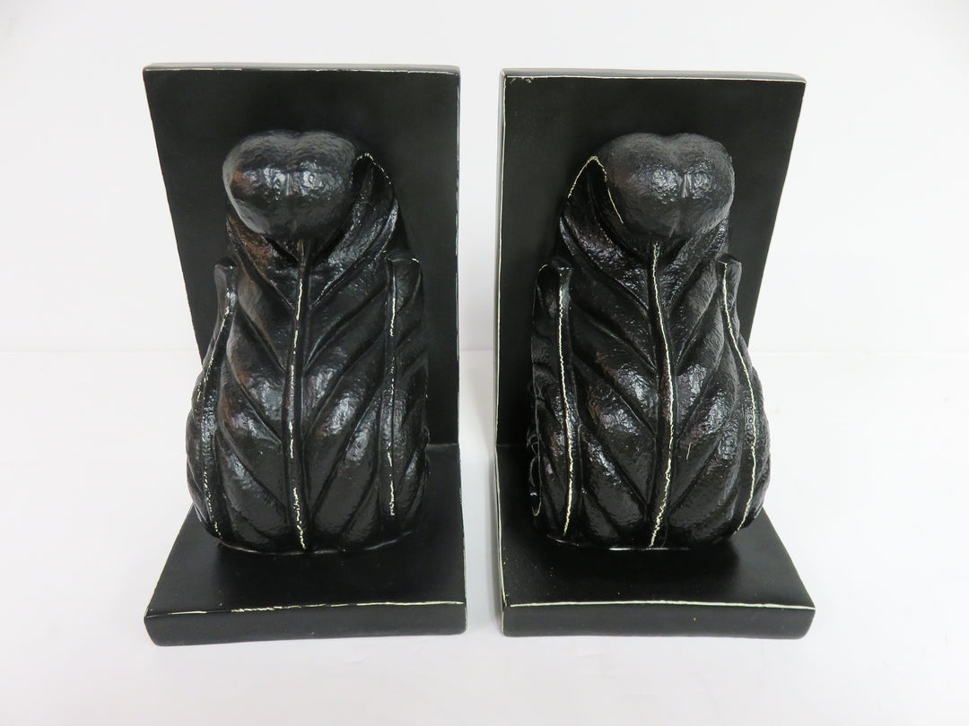 Black Scrolled Bookends