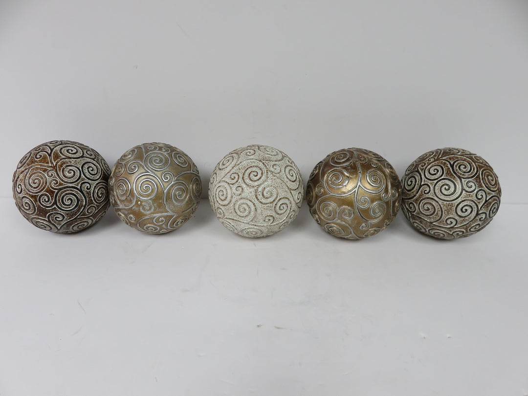 Scrolled Orbs