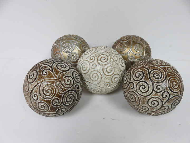 Scrolled Orbs