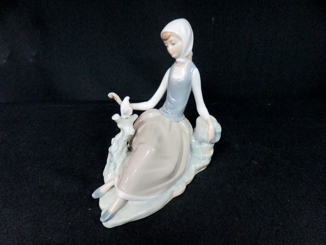 Lladró Figurine