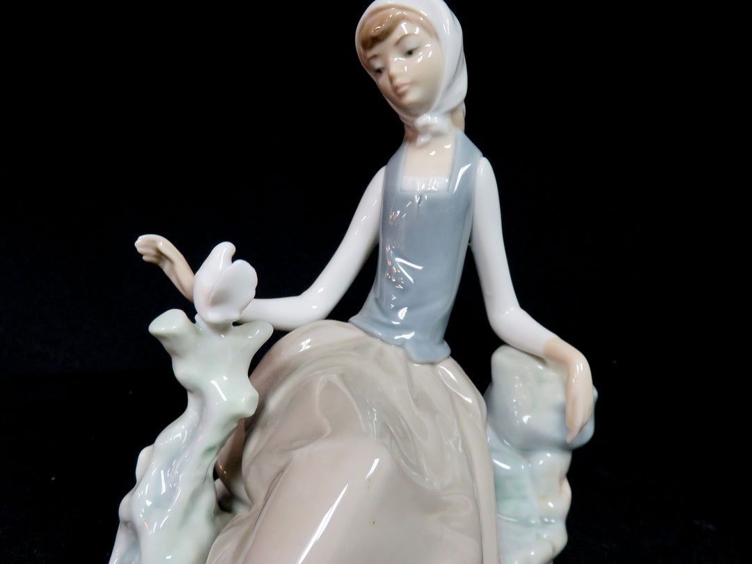 Lladró Figurine
