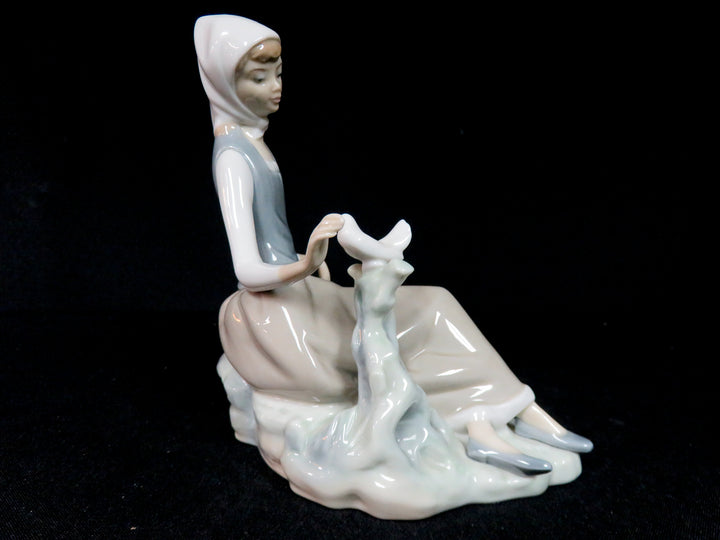 Lladró Figurine