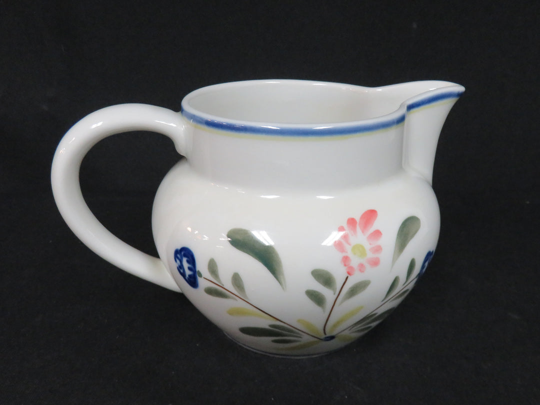 Viana do Castelo Pitcher