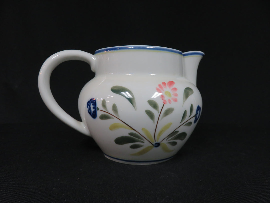 Viana do Castelo Pitcher