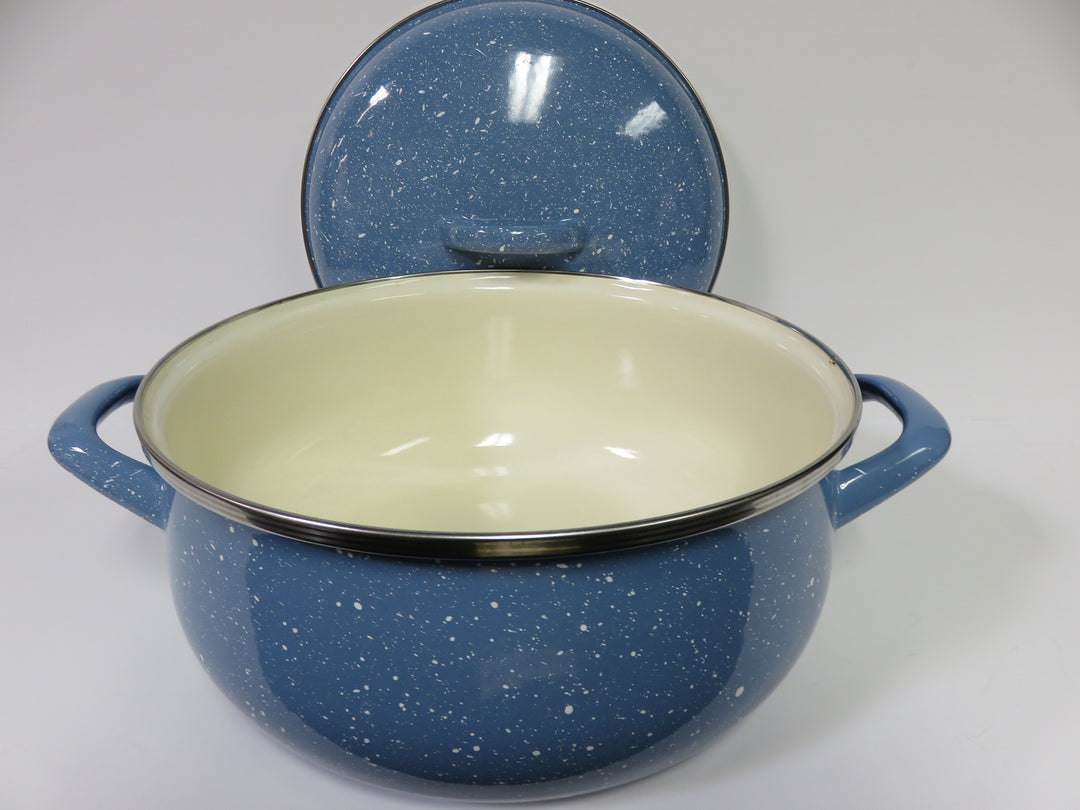 Covered Stockpot