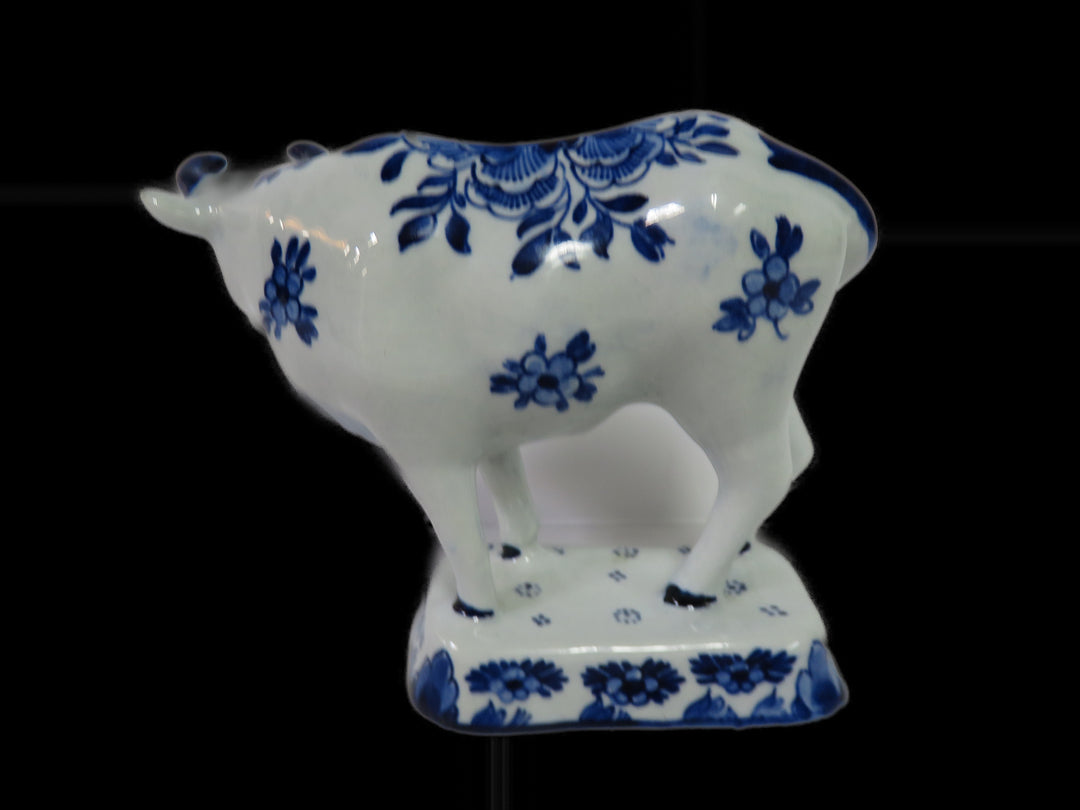 Delft Bull Figurine