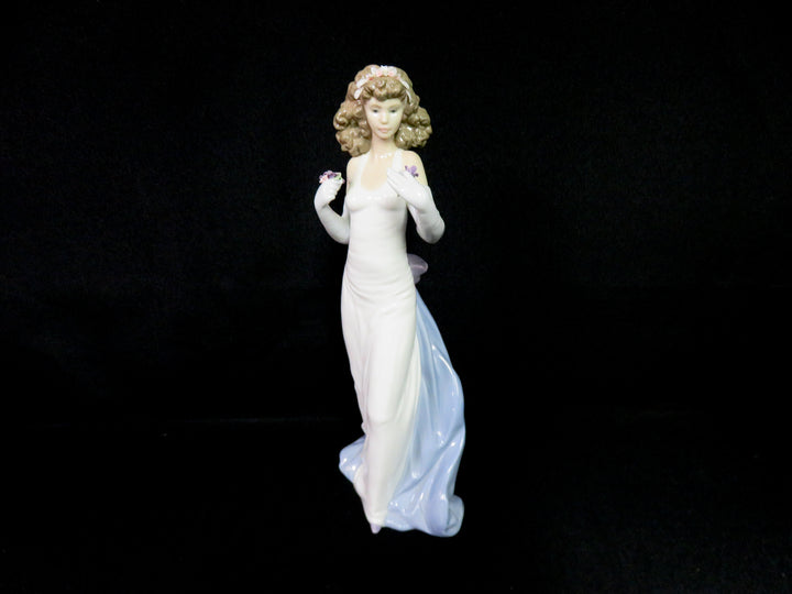 Lladró Figurine