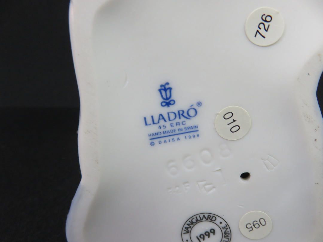 Lladró Figurine