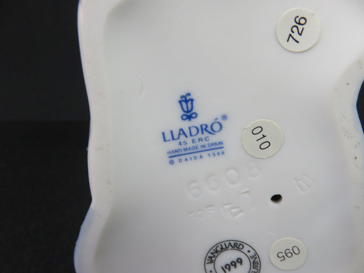 Lladró Figurine