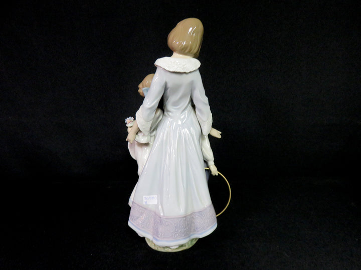 Lladró Figurine