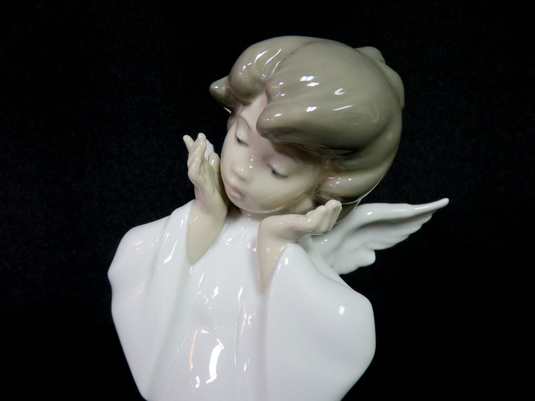 Lladró Figurine