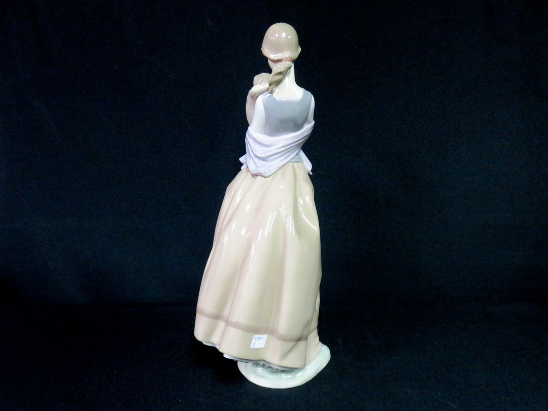 Lladró Figurine