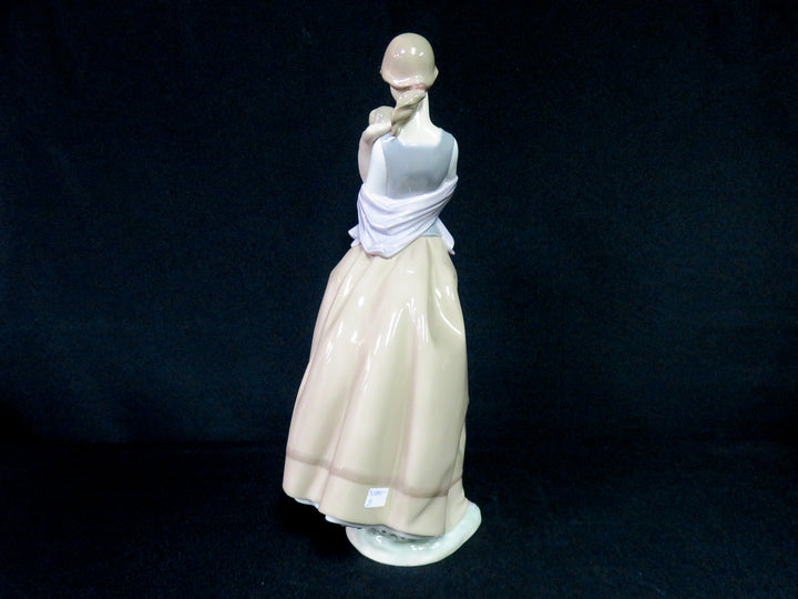 Lladró Figurine