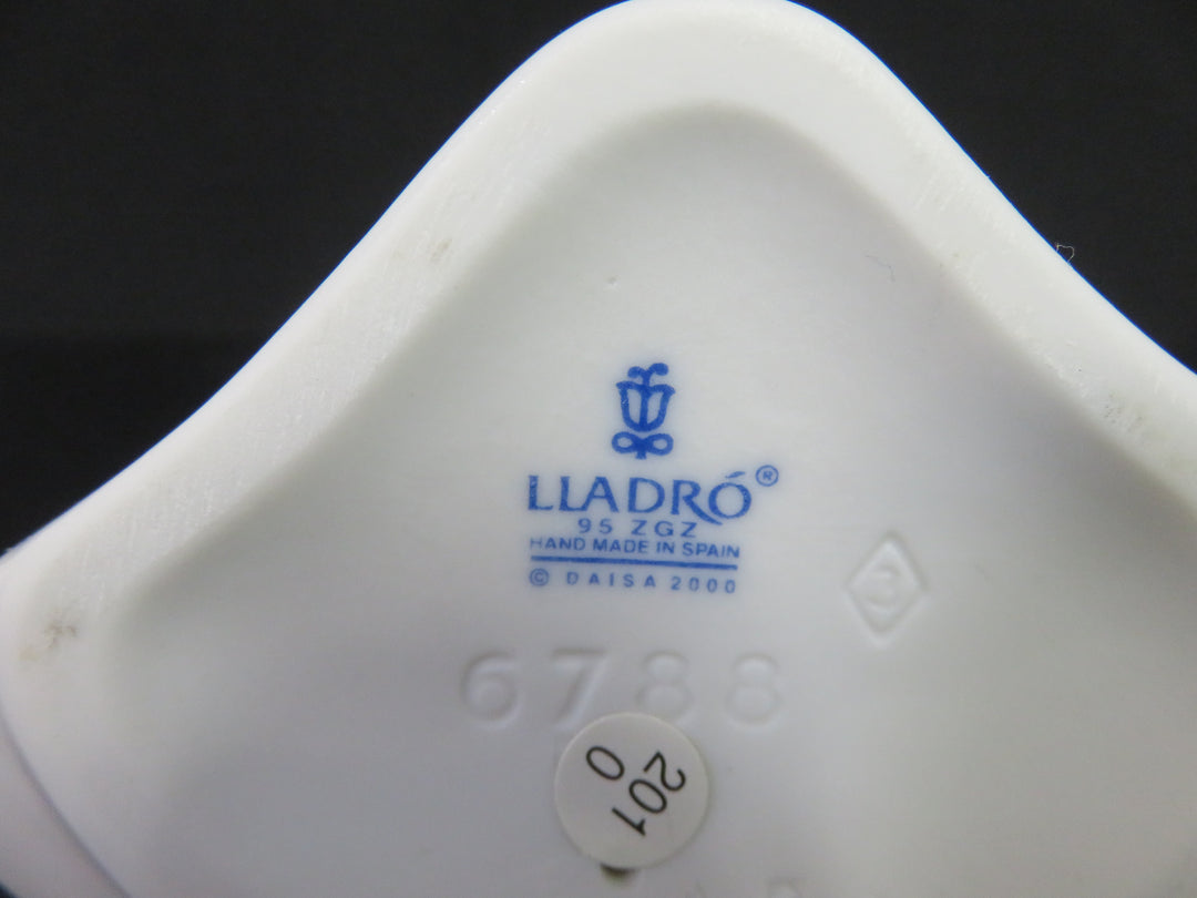 Lladró Figurine