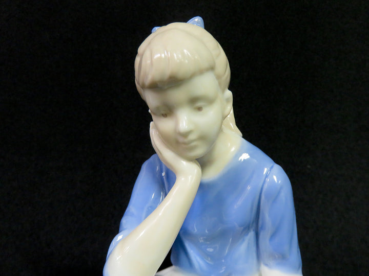 Andrea by Sadak Figurine