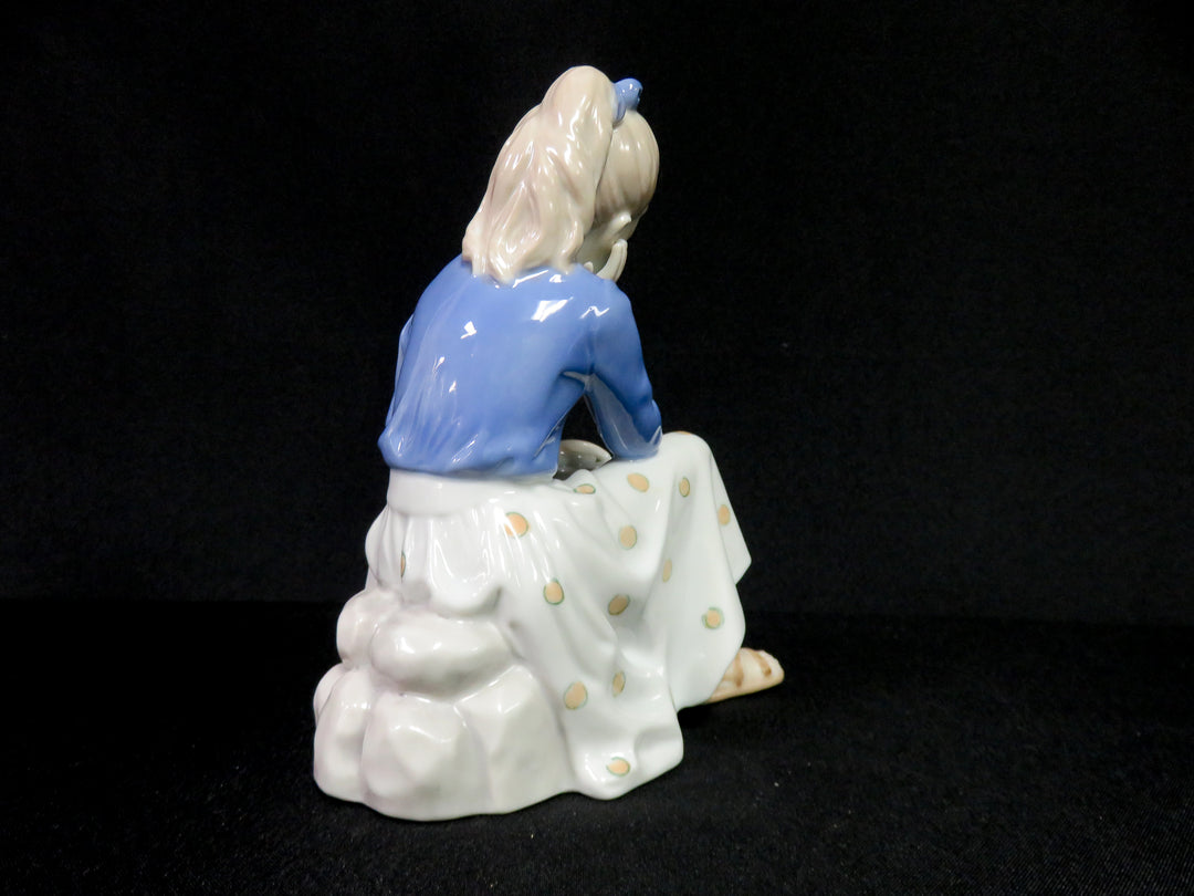 Andrea by Sadak Figurine