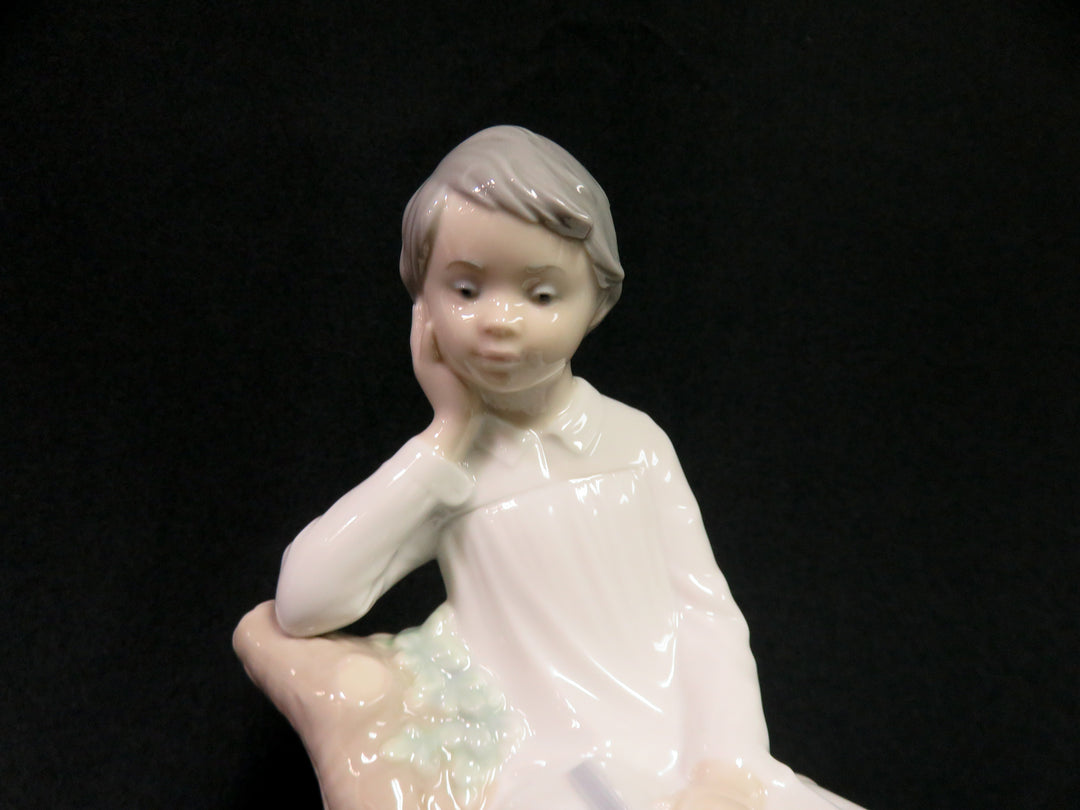 Lladró Figurine
