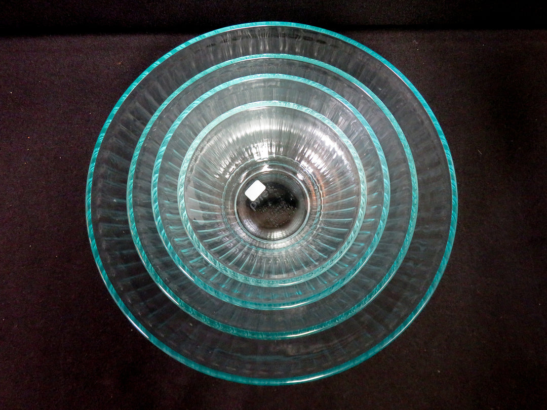 Pyrex Mixing Bowl Set