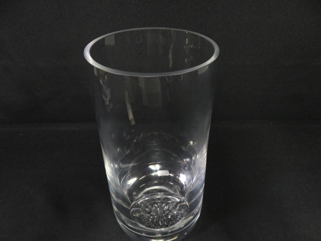 Cylinder Medalion Vase