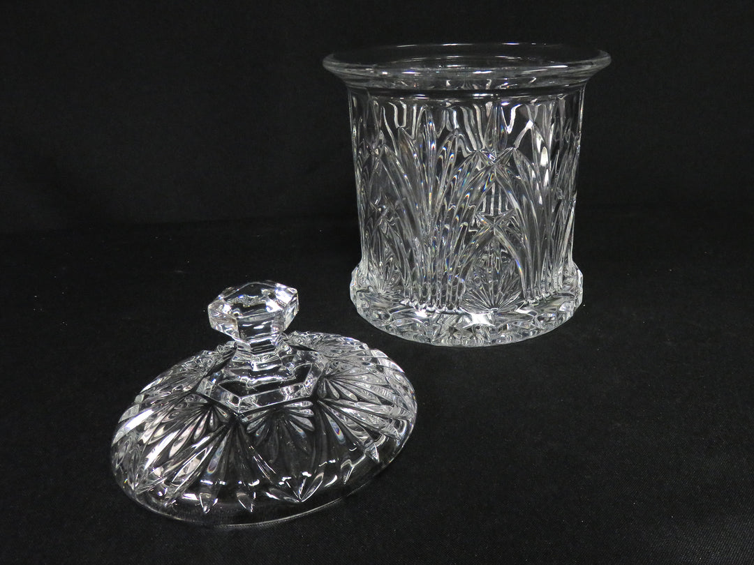 Lidded Biscuit Jar