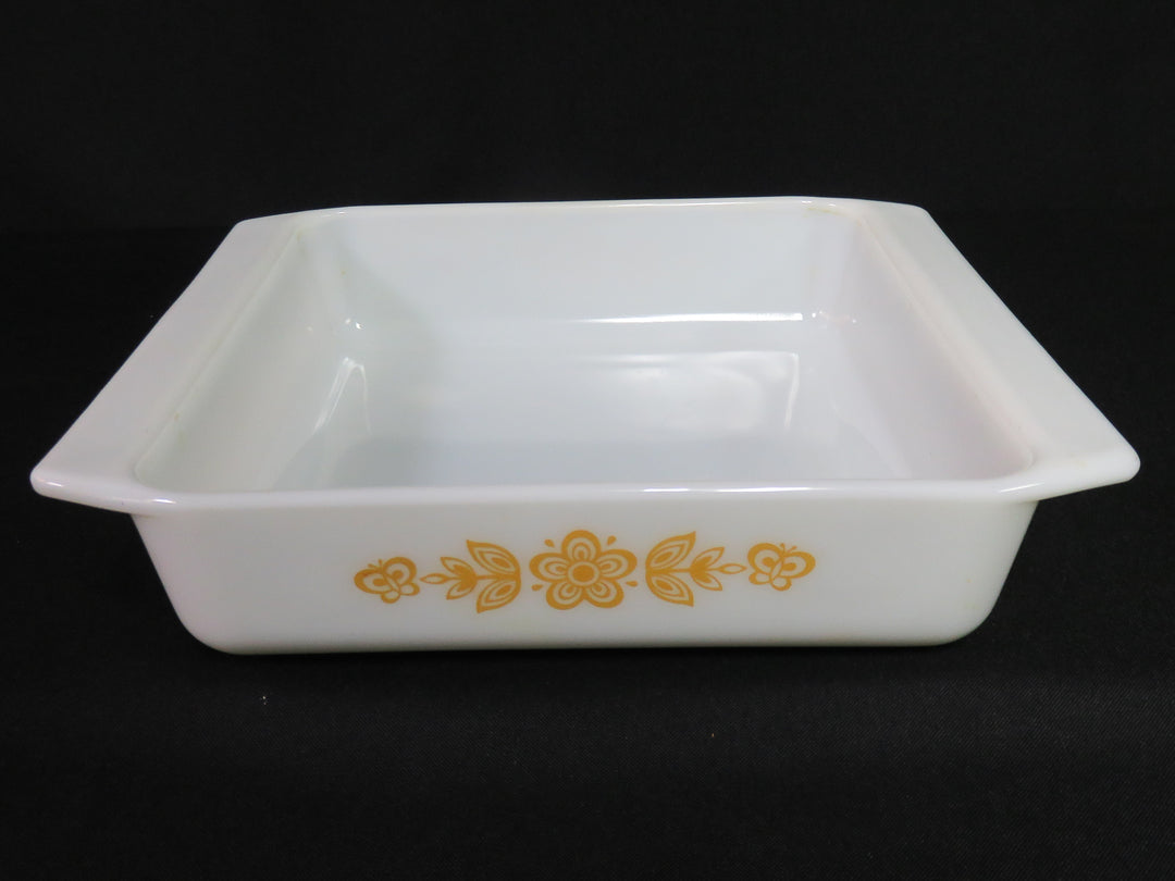 Pyrex Serving Dish