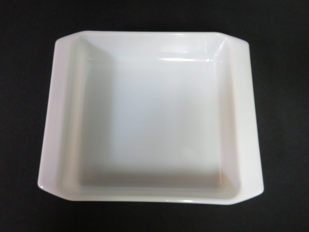 Pyrex Serving Dish